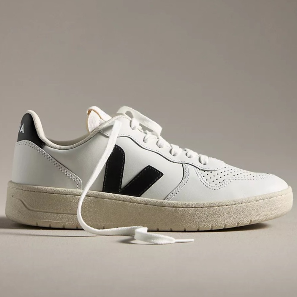 Veja V-10 White Black Womens Sneakers - Picture 16 of 16